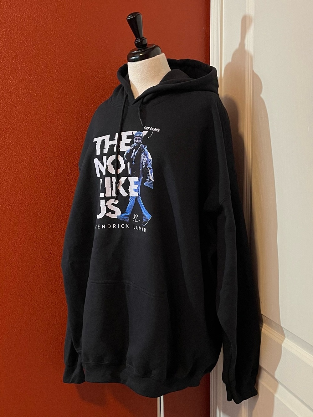 Kendrick Lamar Men’s They Not Like Us Black “Hey Drake” Tour Hoodie Sweatshirt